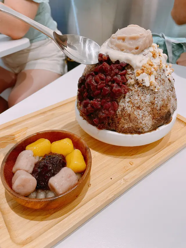 芋泥燕世雪花盛盤