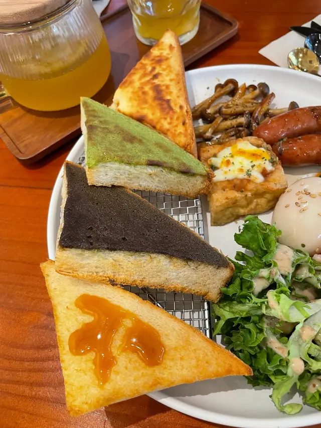 𝐀𝐥𝐥 𝐝𝐚𝐲 𝐛𝐫𝐞𝐚𝐤𝐟𝐚𝐬𝐭