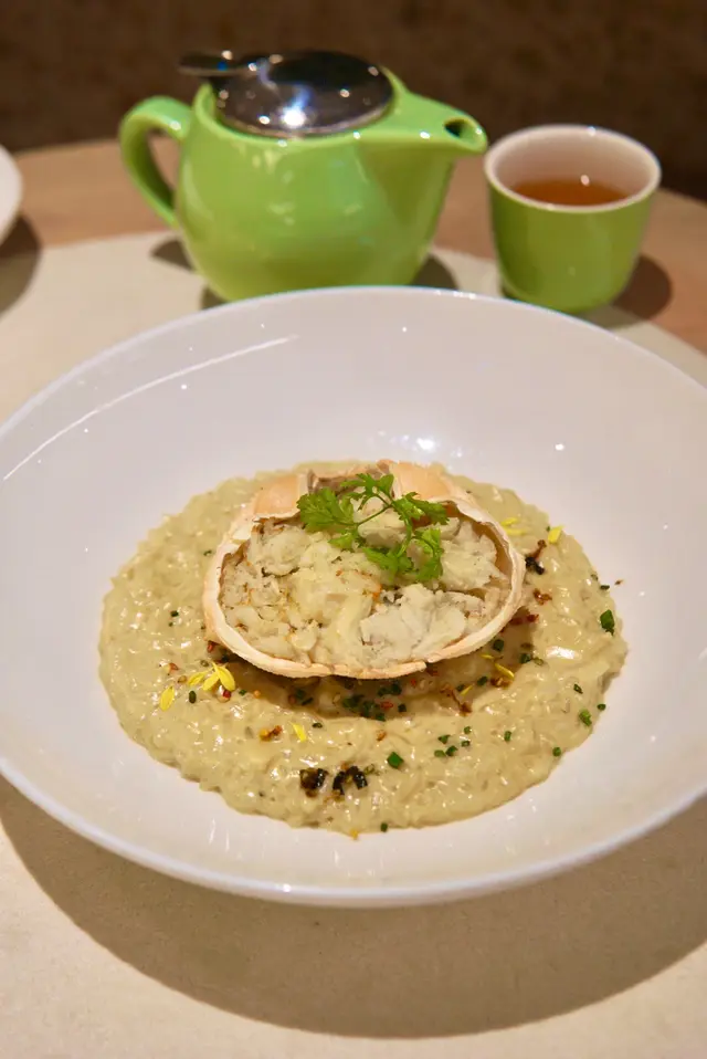 甲羅燒上鋪住滿滿嘅蟹肉,撈勻之後味道好濃郁,每一啖飯都有蟹肉蟹膏yummy~👍🏻係餐廳熱門菜式啊!