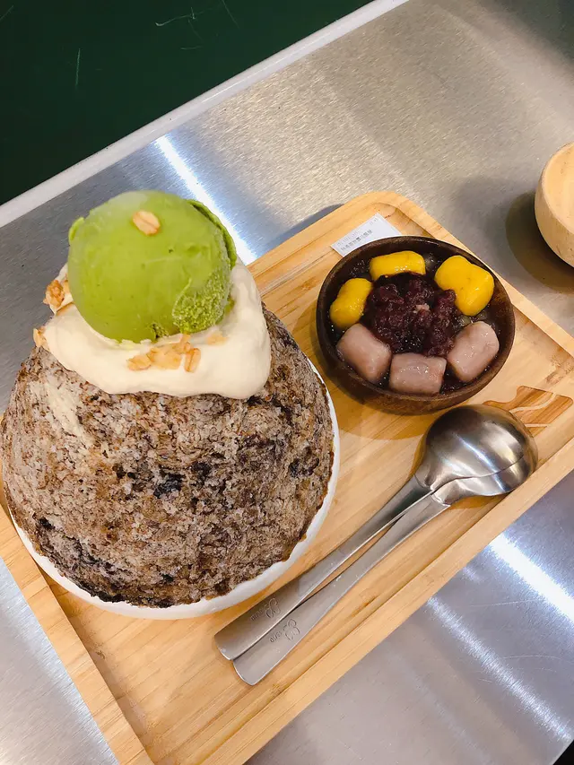 抹茶燕世雪花盛盤