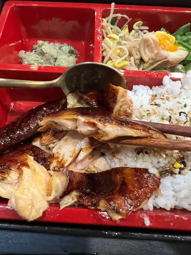 秋意去骨豉油雞便當