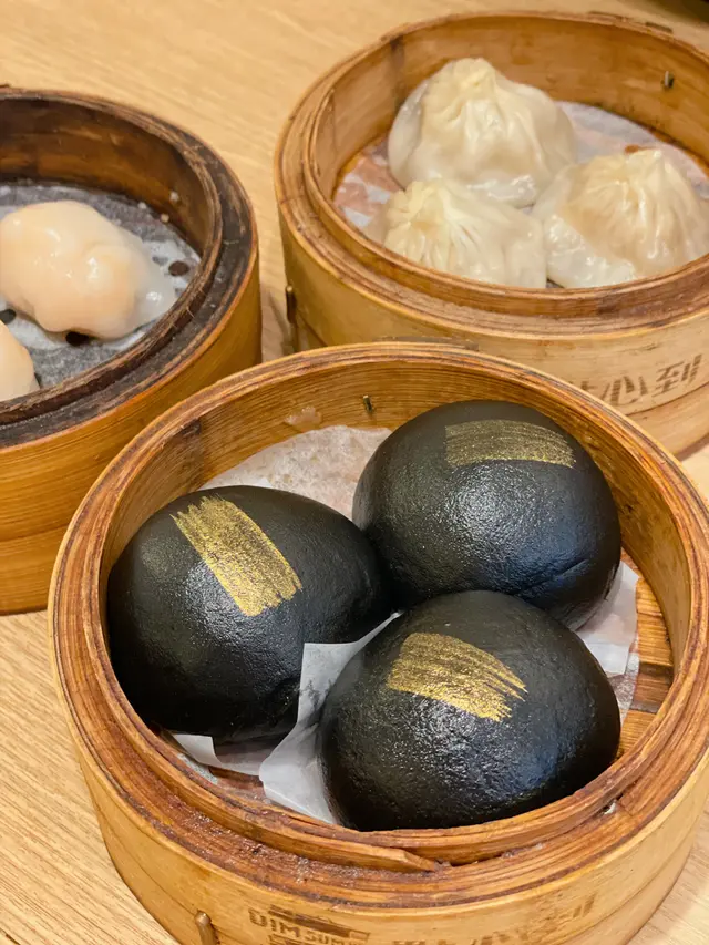 黑金流沙包 𝗵𝗸𝗱$𝟮𝟱