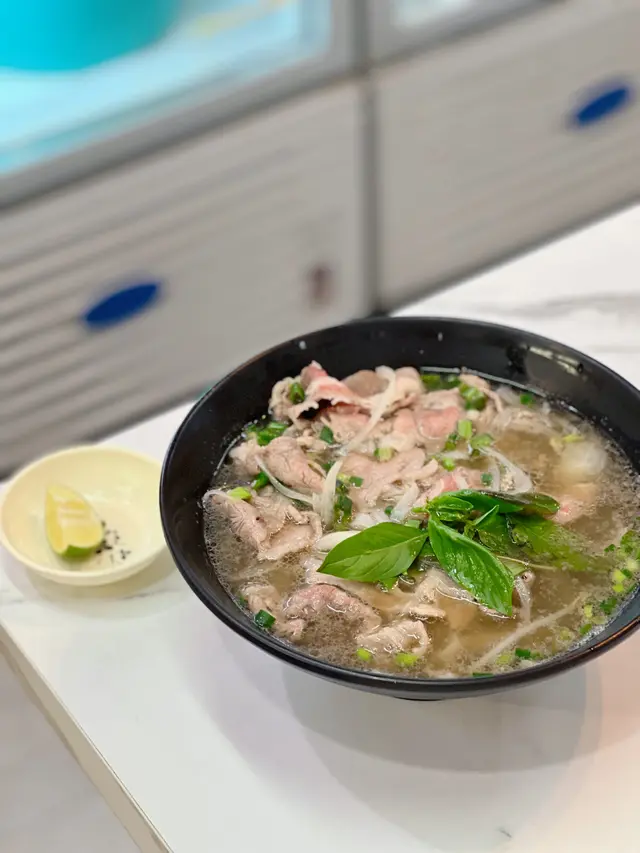 招牌生牛肉湯河