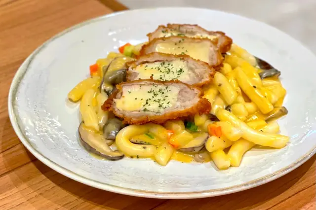 炸芝士豬扒忌廉年糕