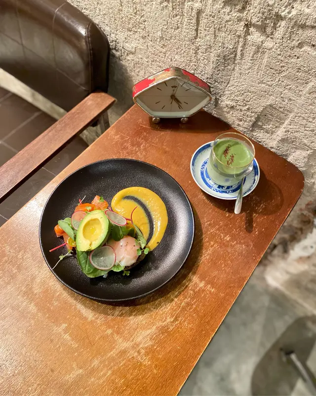 Avocado  Smoked  Salmon  Onsen  Egg  Sourdough