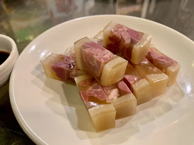 鎮江餚肉