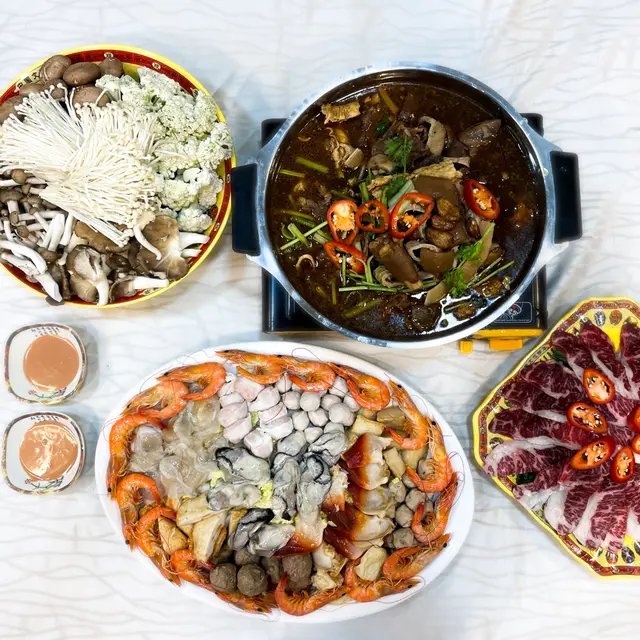羊肉羊肚之外，所有嘢都係任食