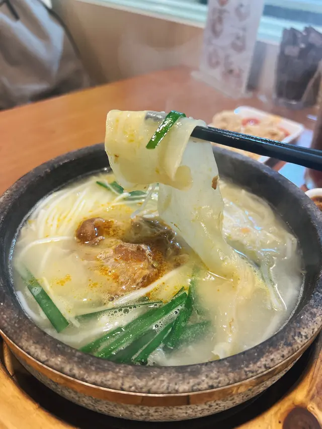 石鍋米線套餐(三餸)