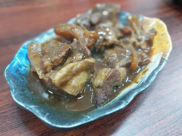 紅燒牛筋腩