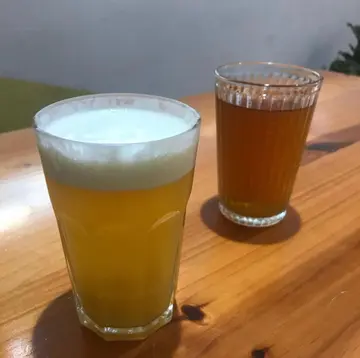 椰奶厚奶盖菠萝青茶➕ 炭焙乌龙
