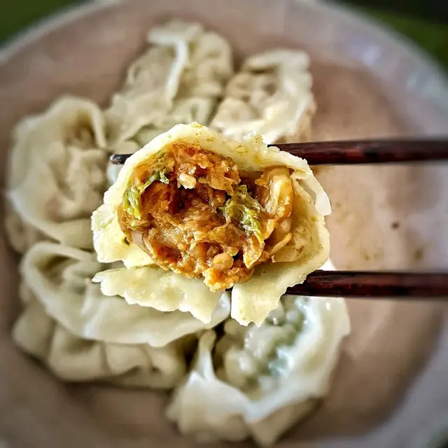 泡菜鮮肉餃
