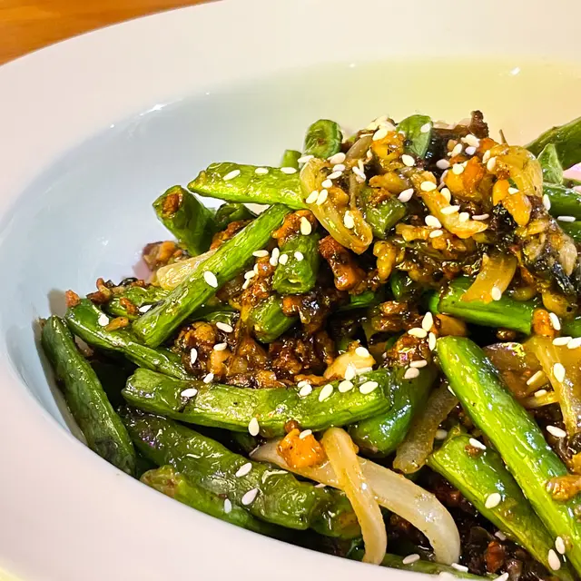 魯魯肉乾煸四季豆