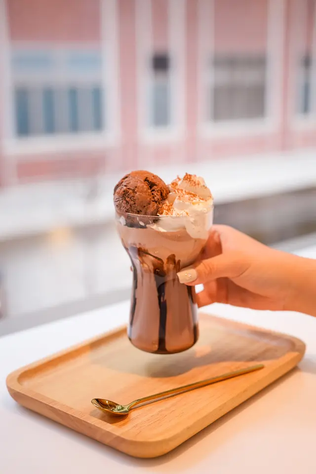 凍法國 WEISS EBENE 72% 黑朱古力奶 