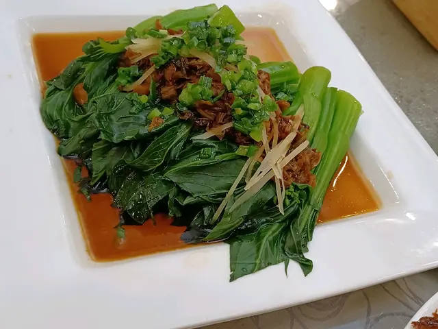 梅菜蒸菜心