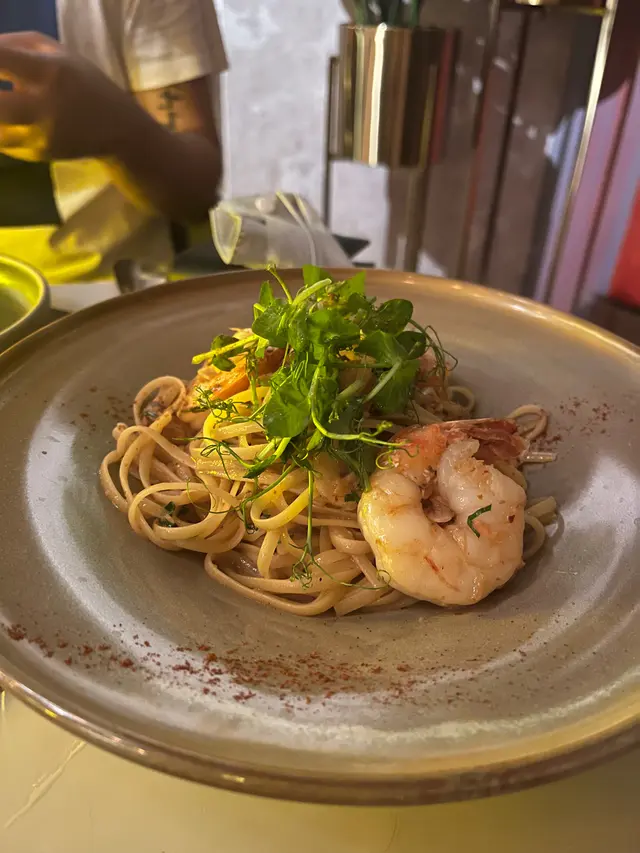 Linguine Aglio e Olio with Tiger Prawn香蒜虎蝦橄欖油意粉