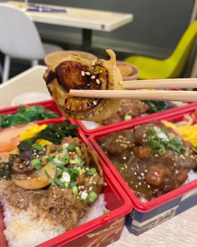 灸燒帆立貝牛肉鴛鴦丼