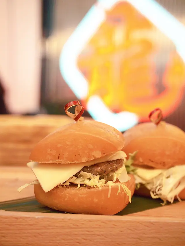 炸饅頭豬柳漢堡