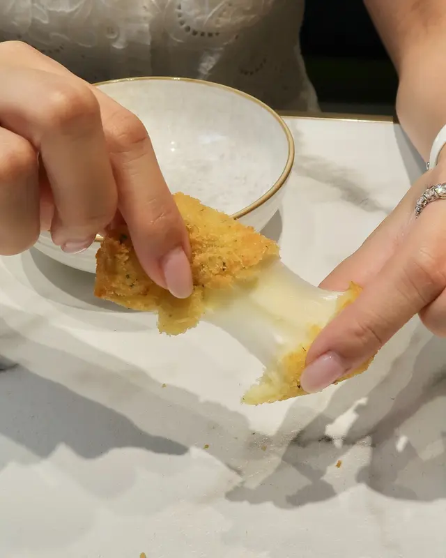 拉絲水牛芝士條