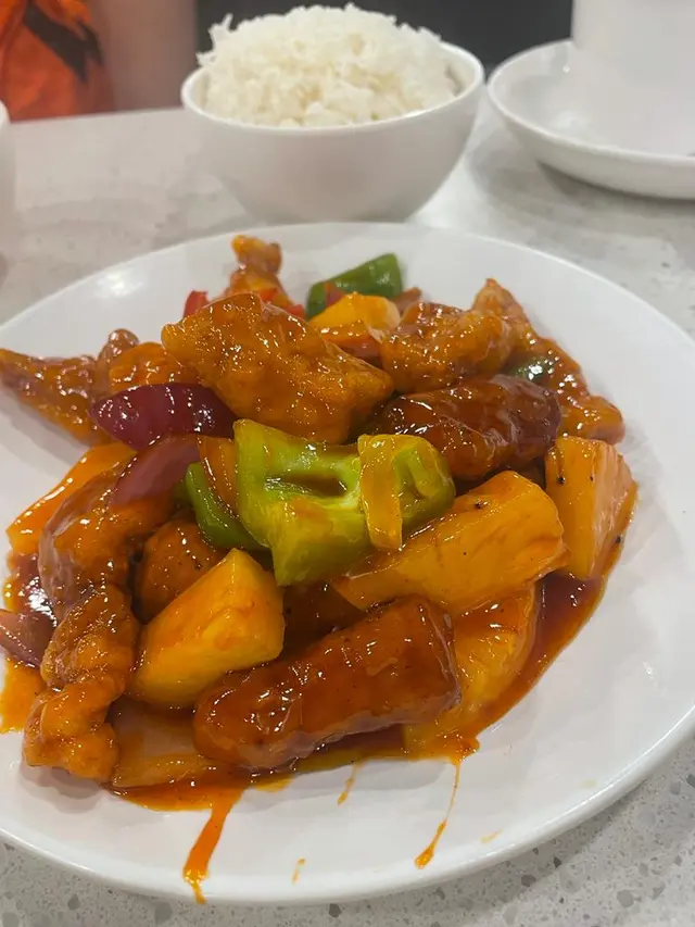 菠蘿咕嚕黑豚肉
