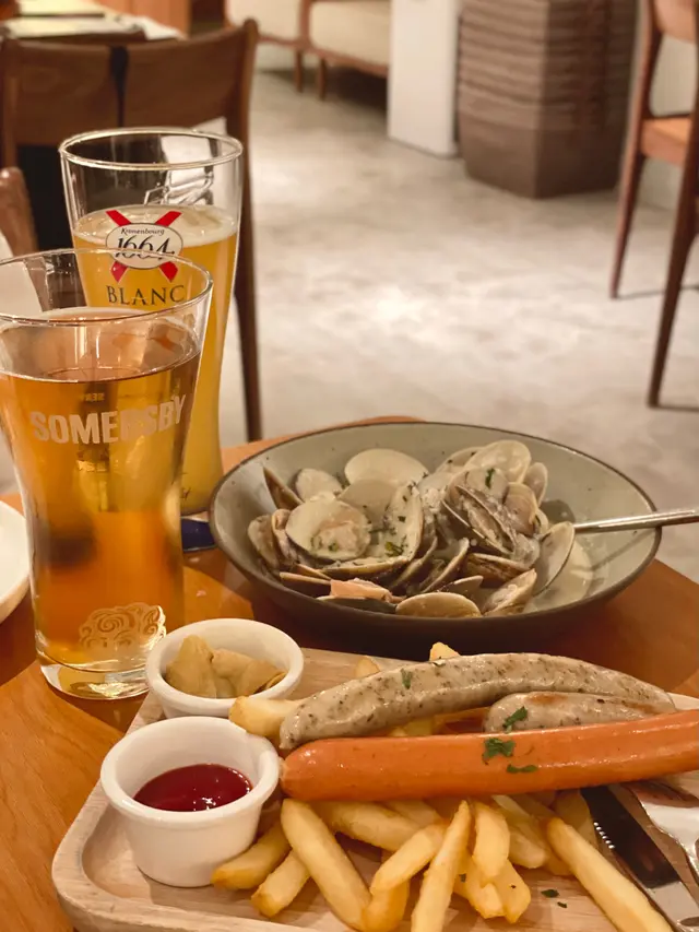 德國腸拼盤小食