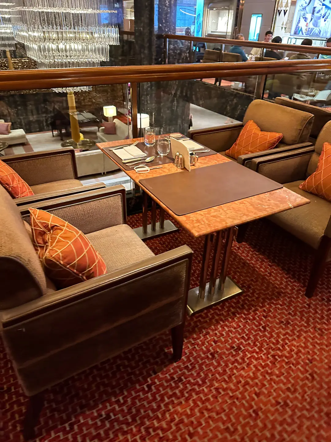 Clipper Lounge's Photo Western Buffet Hotel Restaurant in Central