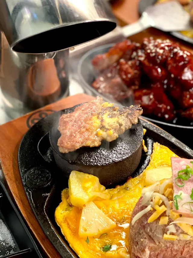 菠蘿煙肉和牛漢堡扒