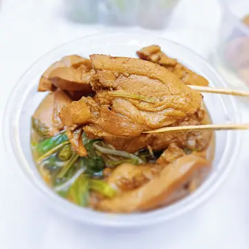 雞肉船麵