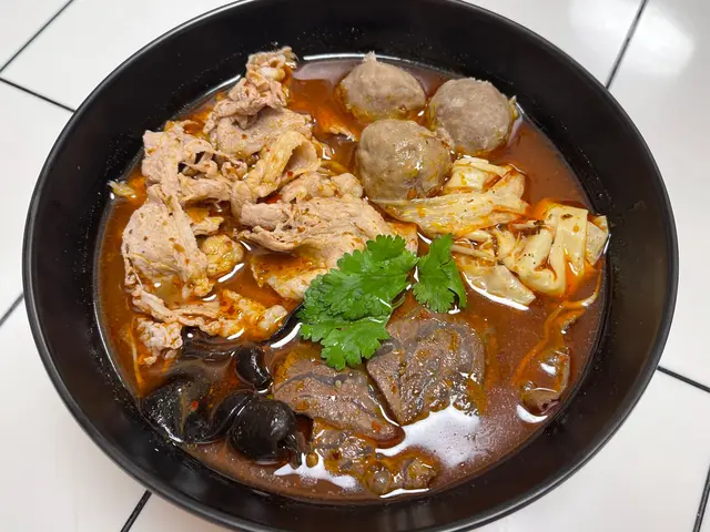 牛魔王麻辣湯米線