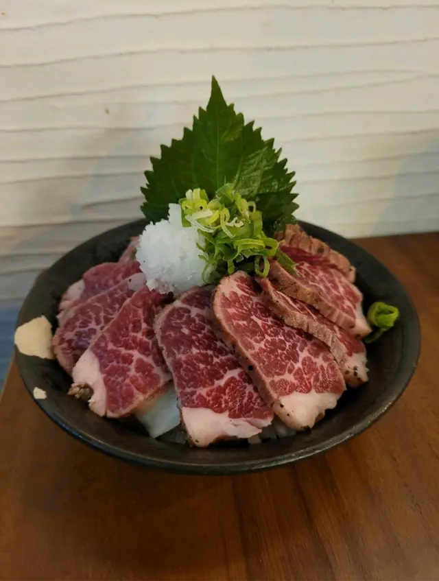 牛肉他他燒