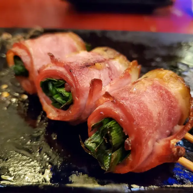 燒煙肉韭菜卷