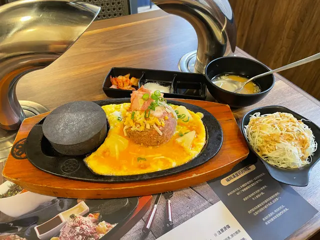 菠蘿煙肉和牛漢堡扒