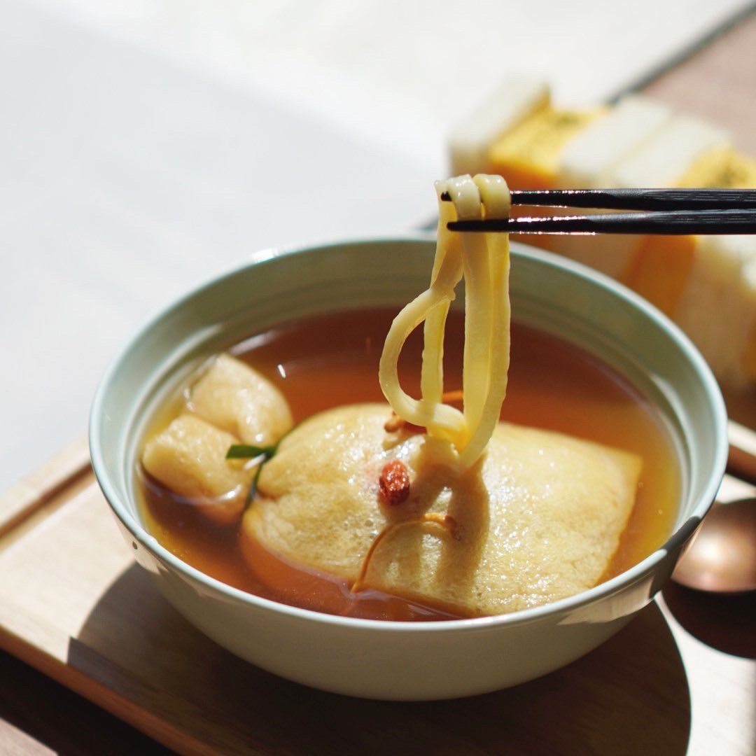 Try this special Big Tofu Kinchaku Pouch Udon