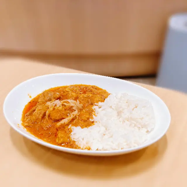 溫達盧豚肉咖哩飯