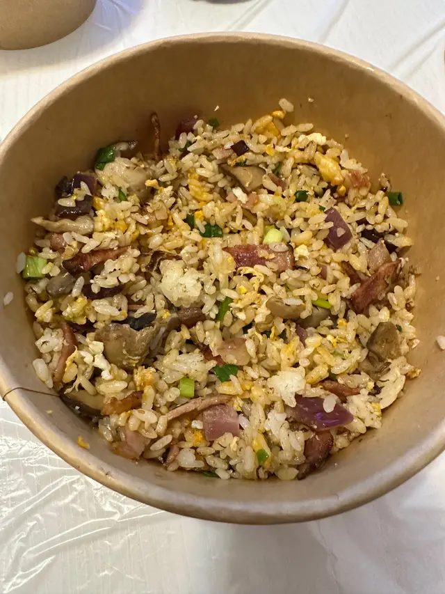 黑松露野菌煙肉炒珍珠飯