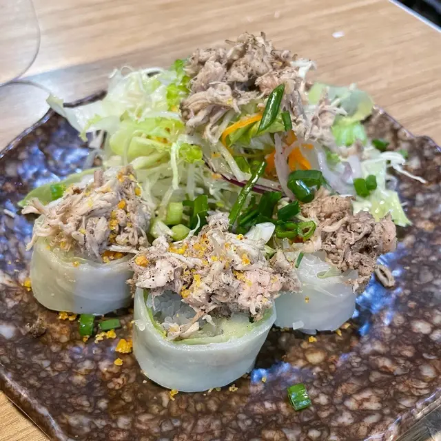 牙車快沙律+撕雞檬紙卷