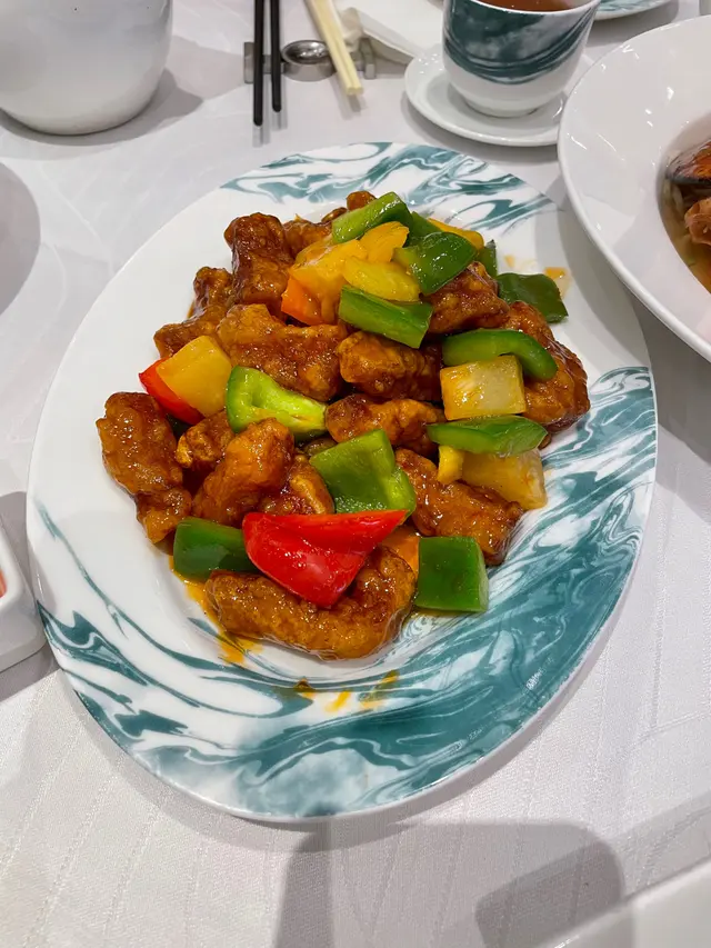 菠蘿咕嚕肉