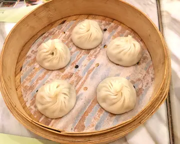 鲜肉小笼包