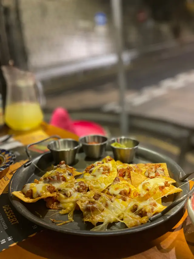 Chilli Con Carne Nachos