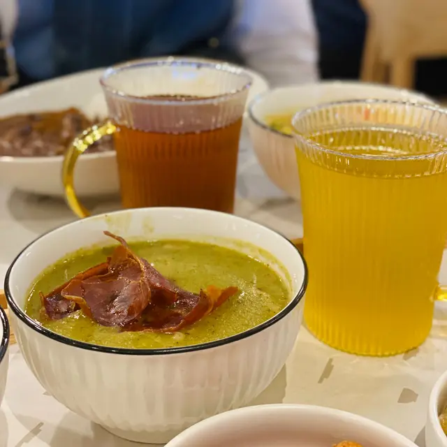 花菜巴馬火腿濃湯