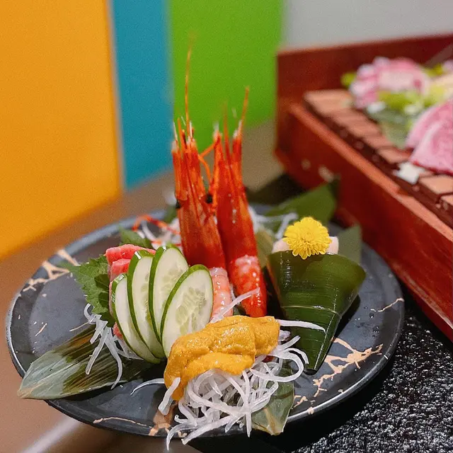 有原粒珍寶帶子、日本牡丹蝦、海膽、日本拖羅,海膽味道濃郁入口即化🤤日本牡丹蝦又鮮又甜,嫩滑度足夠🦐