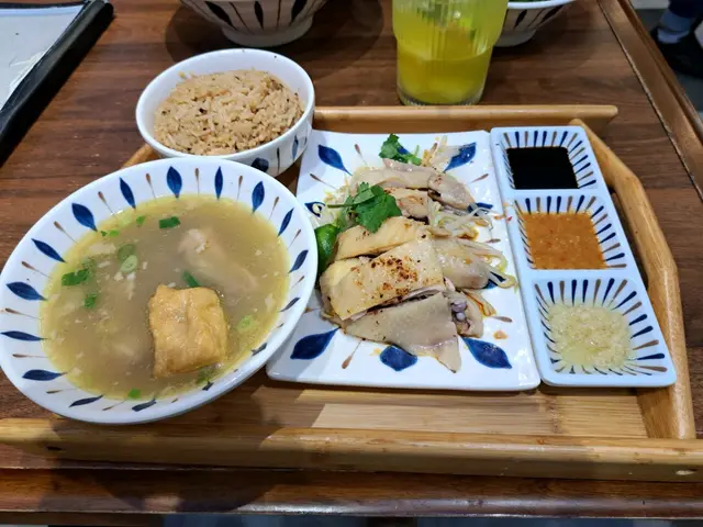 走地雞飯