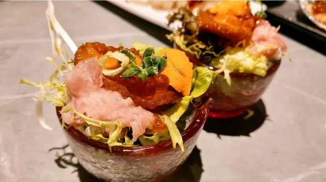 鮑魚拖羅蓉海膽杯