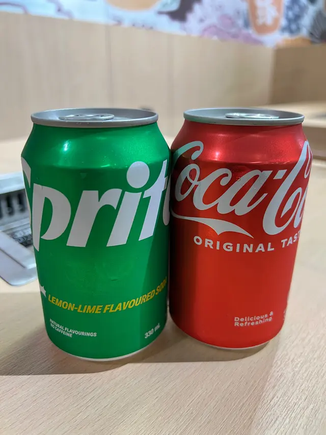 亦有罐裝汽水提供