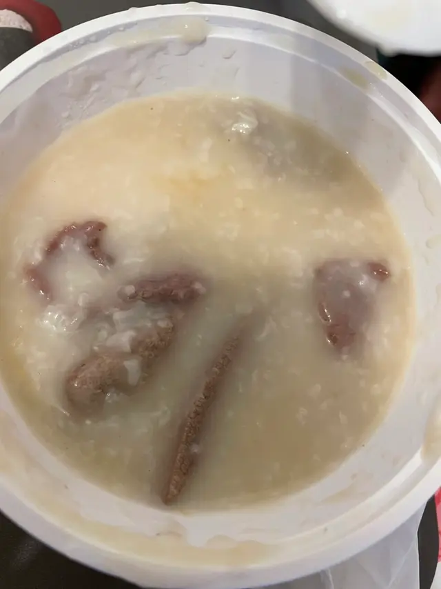 隻蛋呢大佬? 錢就識收野食就唔比