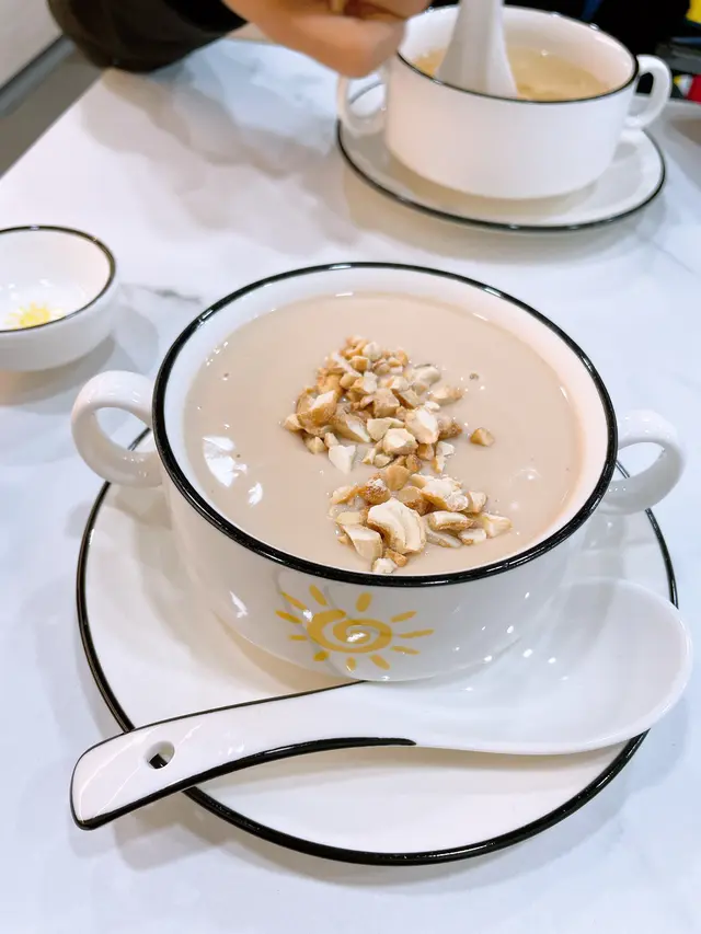 滋陰補腎腰果露配腰果粒粒