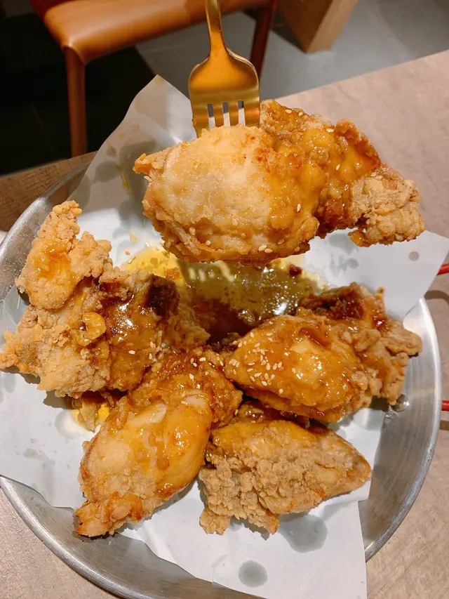 蜂蜜牛油炸雞 (半份)