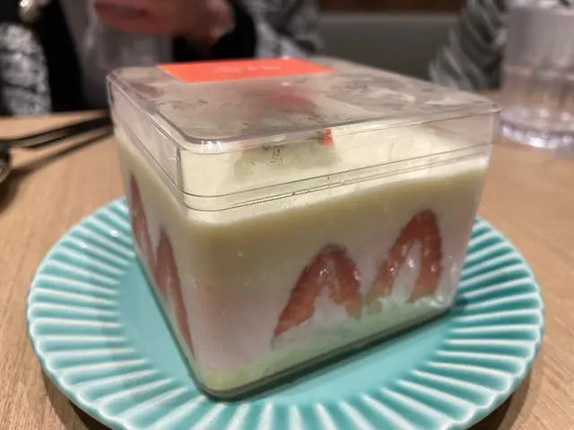 士多啤梨提拉米蘇