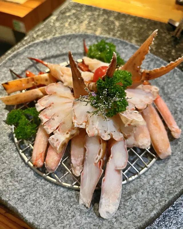 欣賞餐廳把蟹殼全打開,食蟹超方便