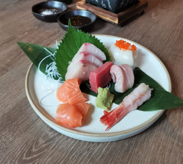 配味噌湯烏冬及和風沙律