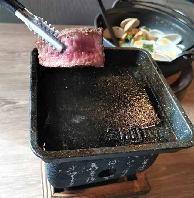 安格斯牛小排定食配御飯